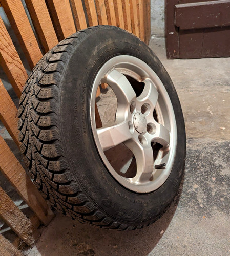 Winterreifen 185 65 r 15 - 4,